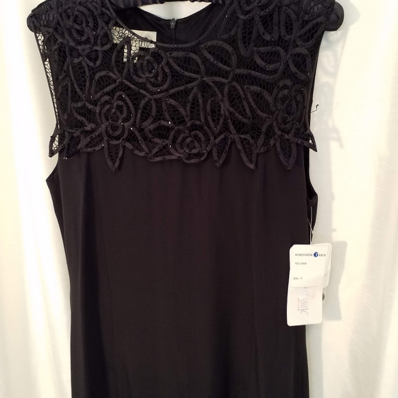 NEW SOULMATES GOWN  XSMALL ELEGANT CROCHETED TOP - Picture 3 of 5